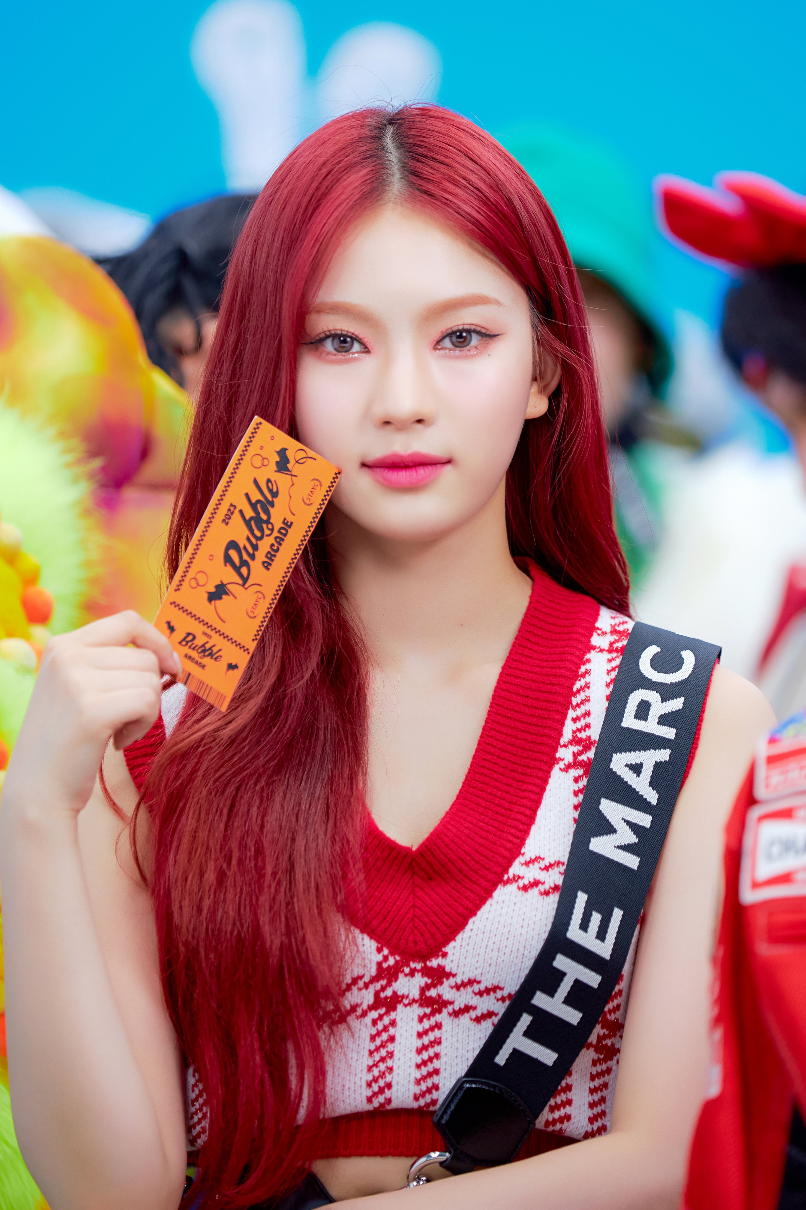 F3d3ctoaUAEd_G9?format=jpg&name=4096x4096