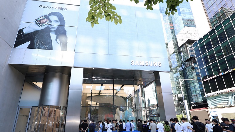 infolodge_net's tweet photo. Launch Recap: Samsung Galaxy Tab S9 Series and Galaxy Watch 6 Series https://t.co/L4GCChgVns https://t.co/lG92YnhslD