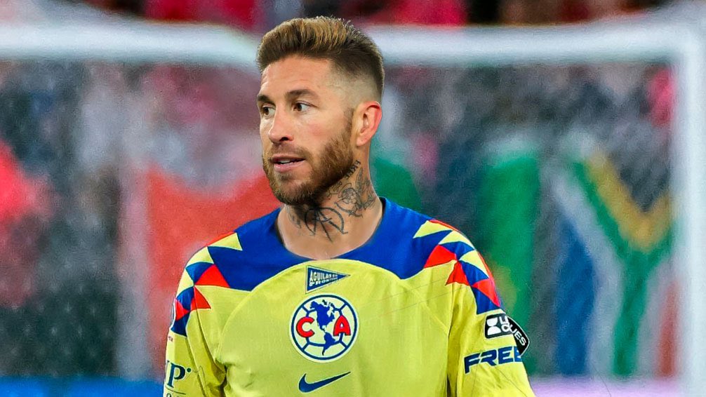 spadillagro's tweet photo. ¡Gracias @soywendyguevara  por hacer posible el fichaje de Ramos al América! 

Debido a tu rating en @LaCasaFamososMx el AVE podrá fichar al mejor central de la historia. https://t.co/WAfEEmrUki