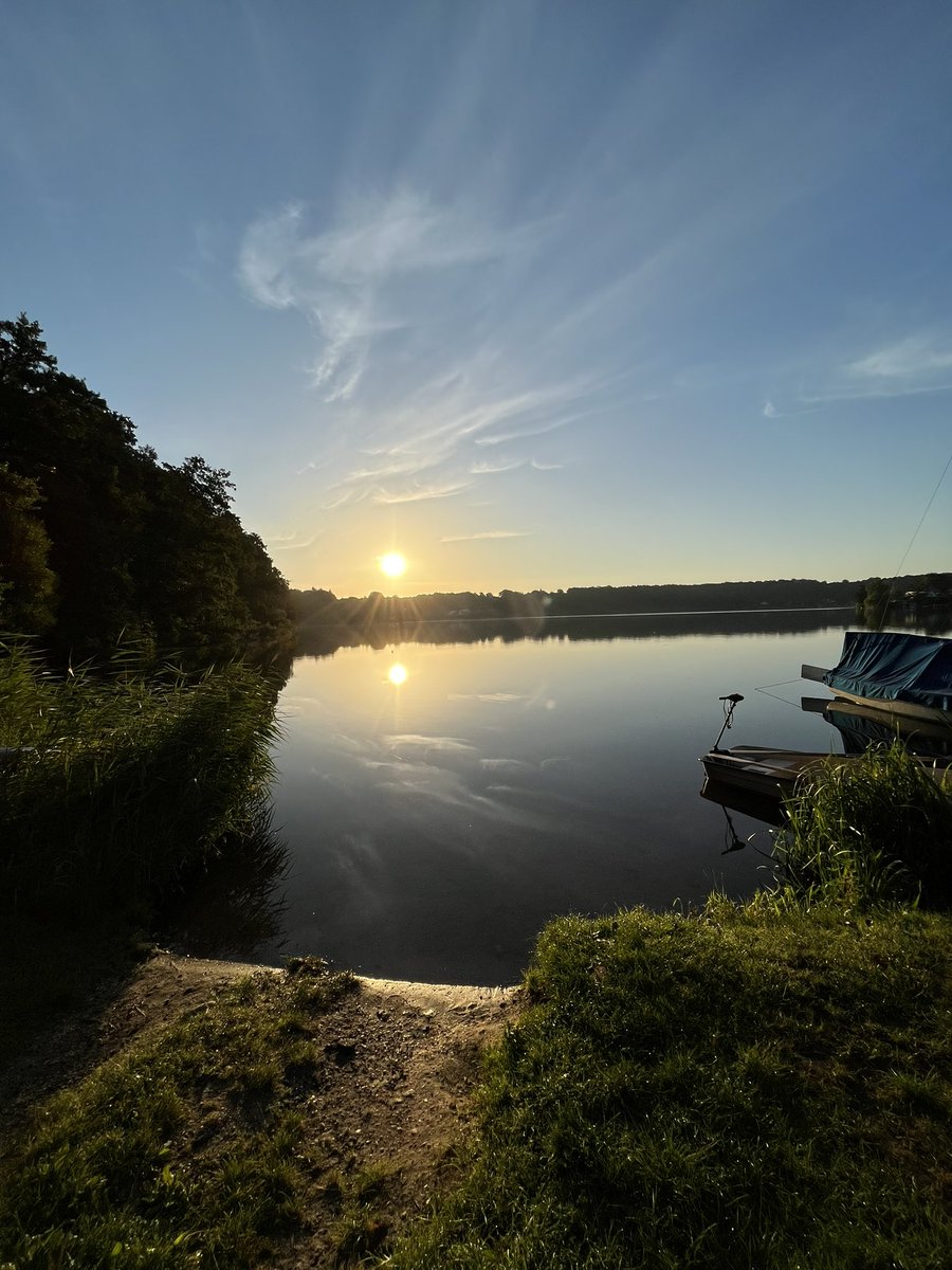 anjabl's tweet photo. Einen wunderschönen guten Morgen vom Ratzeburger See. https://t.co/Ym6B9I4HLG