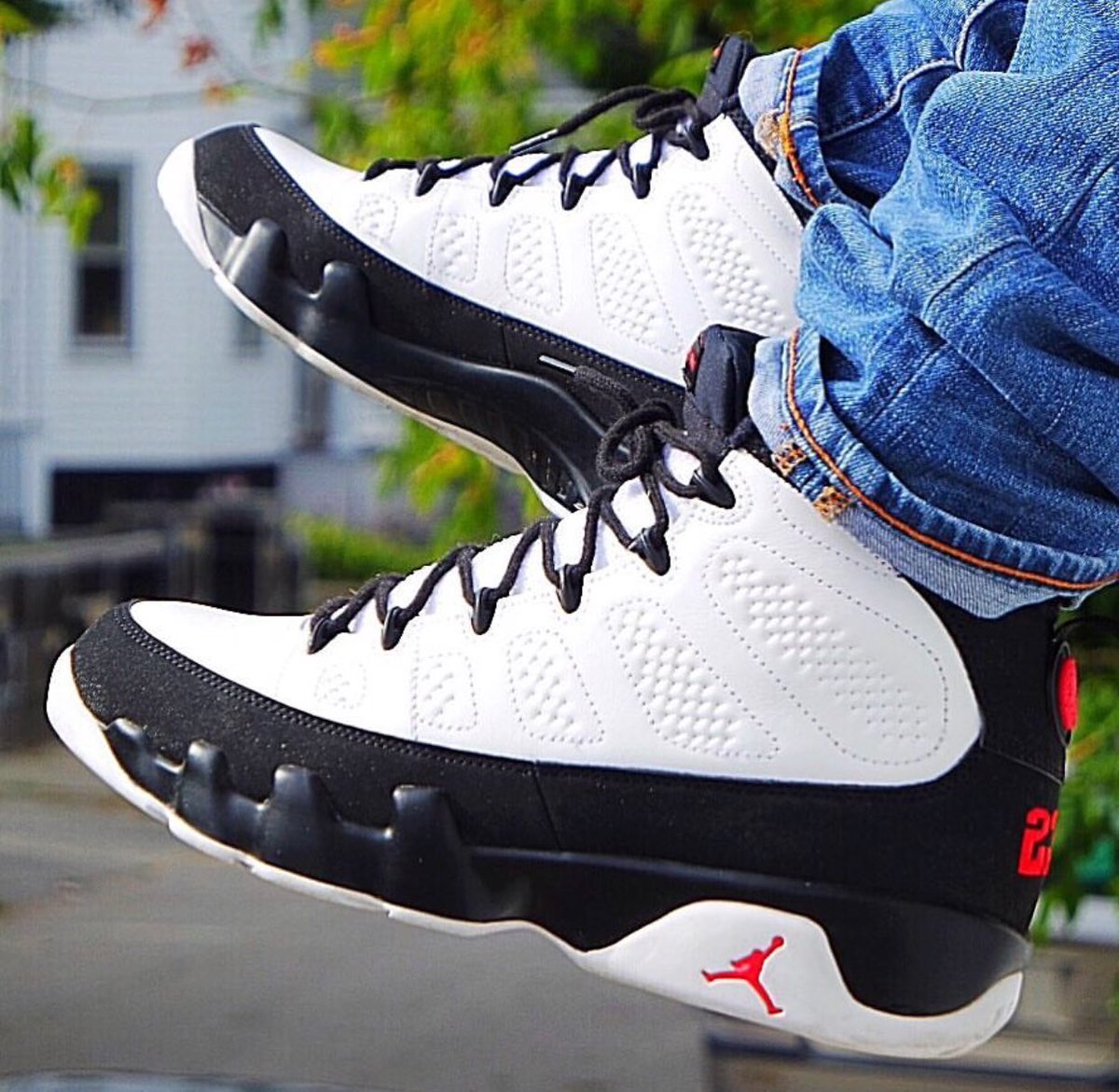 SneakerPics23's tweet photo. RT if you'd Rock

Shop: https://t.co/kh4vpbQnJZ https://t.co/v2ymrhoimX