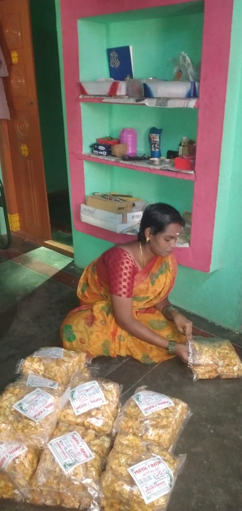 DAY_NULM_DPRITN's tweet photo. In Dharmapuri District snacks making and sales by SHG Members at Papparapatti Town Panchayat.
#SHG
#urban
#shglivelihood
#NULM
#daynulmtamilnadu
#Dharmapuri https://t.co/d1ZyfPwdEg