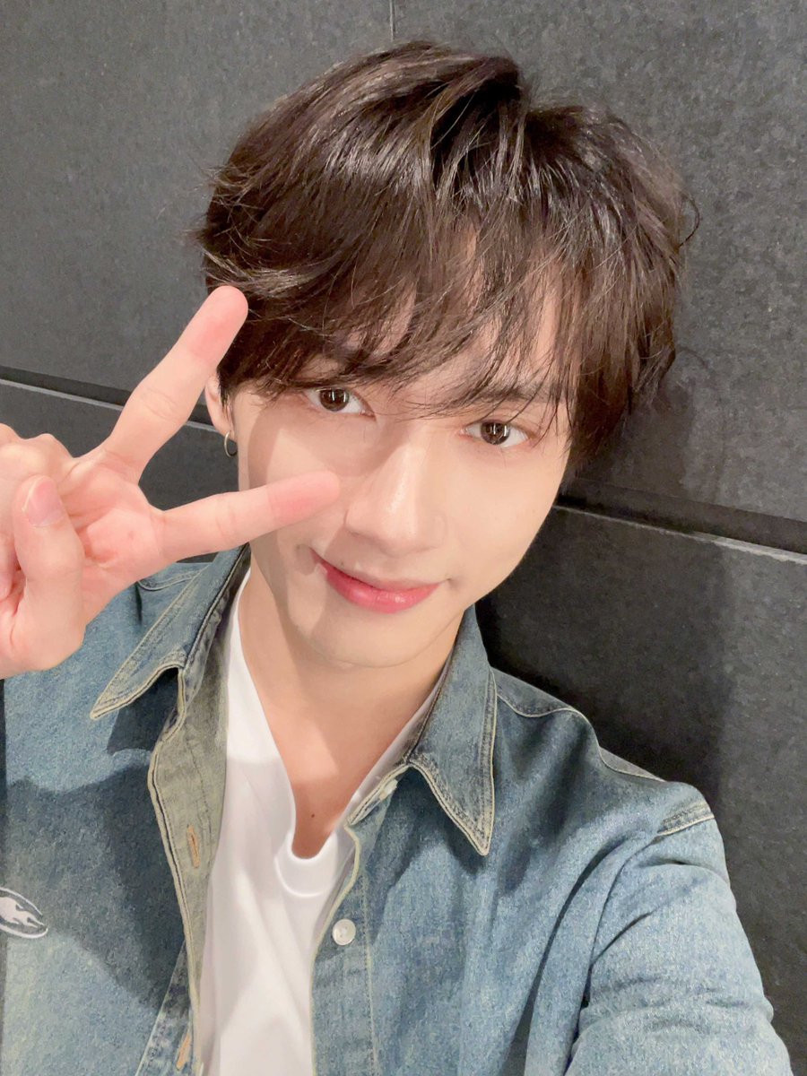 gyuuskipp's tweet photo. hii im kei !! lf interactive moots <3

ー filo 🇵🇭, she, leo, isfp 
ー not new to #kpoptwt &amp; #stantwt
ー moa, engene, stay, fearnot, bonedo, carat, once !
ー any fandom is okay !!
ー au reader/writer (au 📌)
ー carrd in bio <3

♡ / ↻ are vv much appreciated !! <3 https://t.co/tcKDgCkrKA