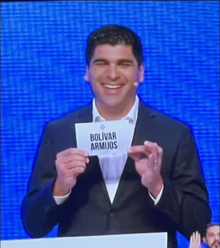 tamabarbie's tweet photo. Cuando sacas a exponer a tu pana que no sabe ni burger #DebatePresidencial #candidatos #Ecuador https://t.co/75ay55wiTZ