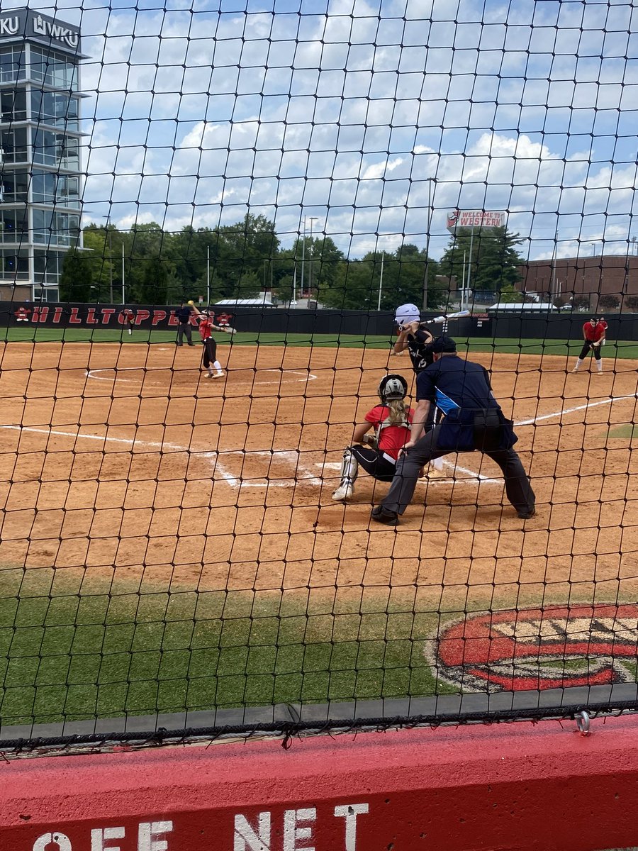 Ava Collins tweet media