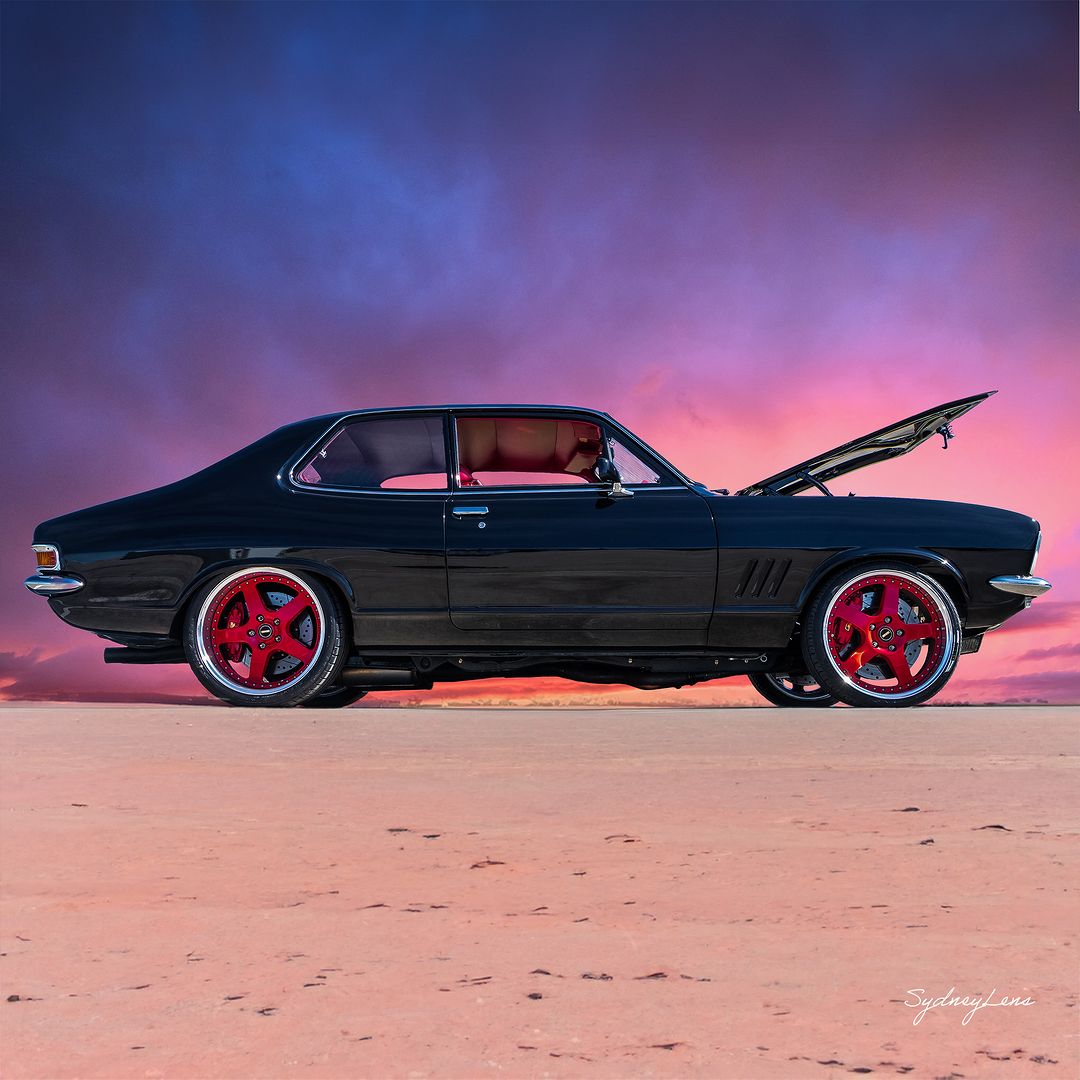 Simmons_Wheels's tweet photo. #repost

@sydneylens

Black Torana with Custom Simmons 🔥

#BlackToranaMuscleCar #ArizonaDesertAdventure #AIWizardry #DigitalMagic #CreativeWhimsy #ImaginaryJourney #SurrealCreation #HumanCreativity #BoundlessWonder #ArtificialIntelligence #PixelPerfection #FictionalEscapade https://t.co/7bbO53bC4x