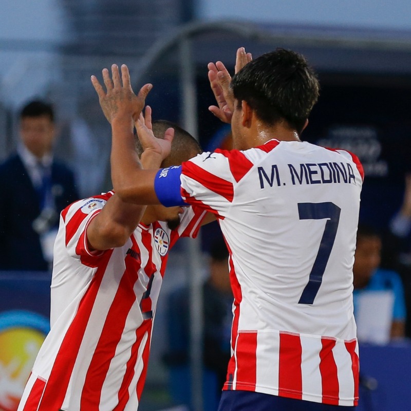 CONMEBOL's tweet photo. Paraguay conquista en Iquique su primera CONMEBOL Sub20 Fútbol Playa ✍️

#Sub20FP #CreeEnGrande