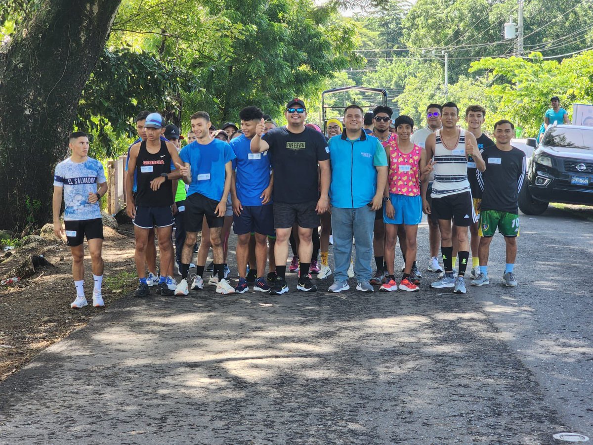 JNI_sv's tweet photo. ¡En San Vicente se activó el #ModoCyan! 😎🇸🇻 https://t.co/EoU1RdtCmP