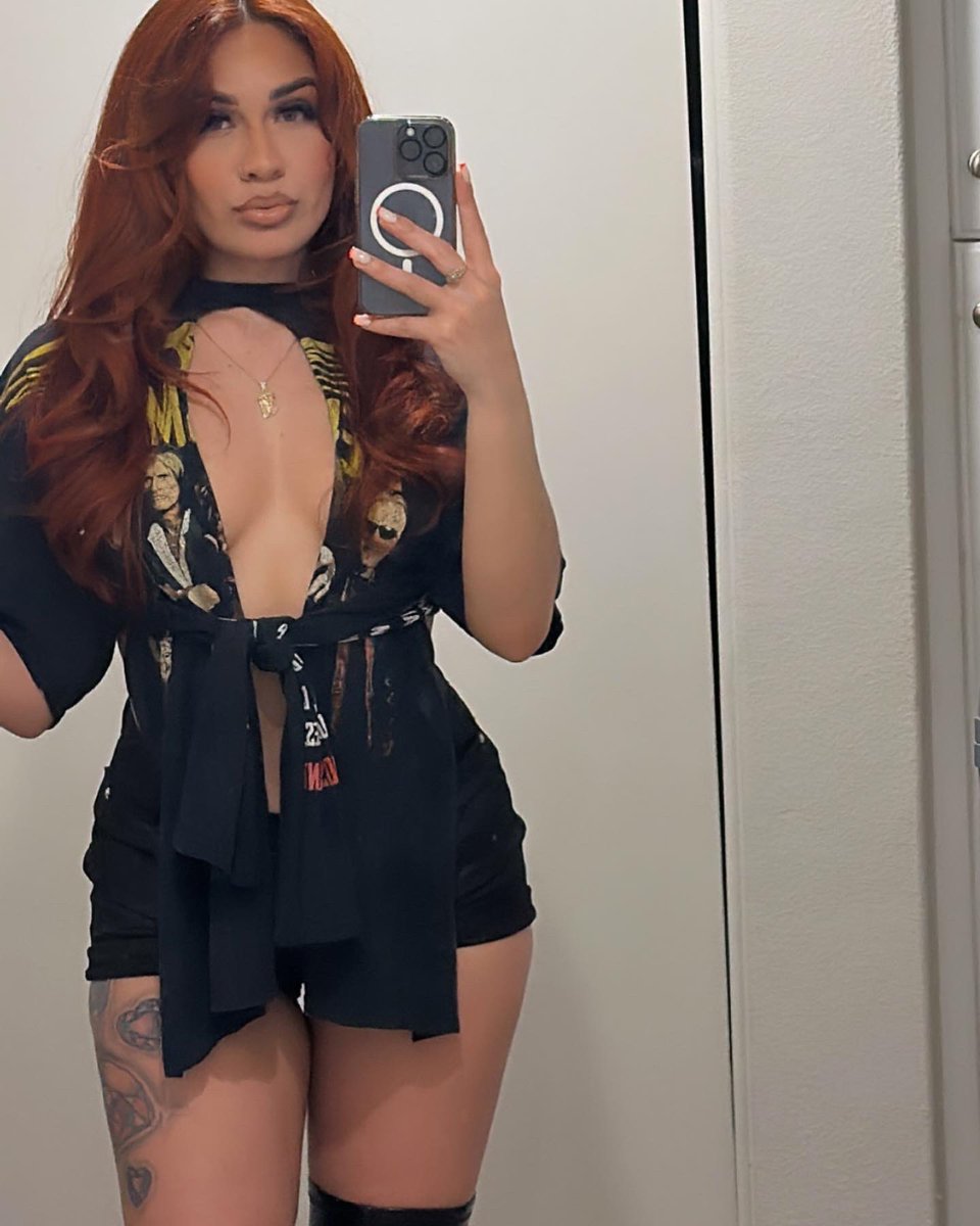 LeOnnaaa's tweet photo. 🖤 https://t.co/uZepAwnGEh