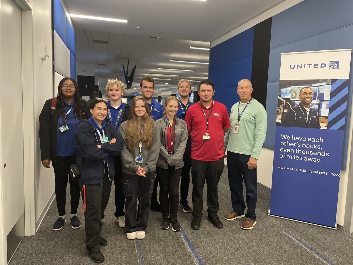 The future of United at NOC in Arlington Heights yesterday. It was a pleasure to have the ORD summer associates tour the incredible facilities and see what it takes behind the scenes to keep United flying. Thanks for a great time.#beingunited#UnitedNext