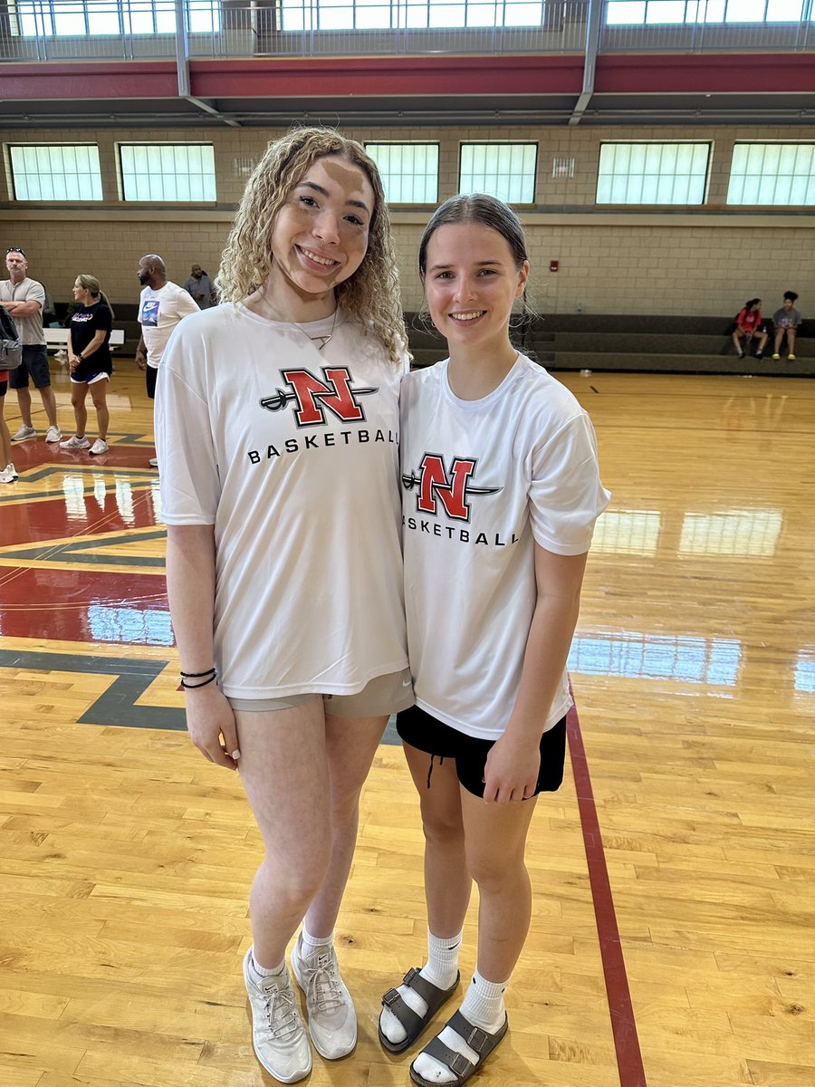 HurtaMadison's tweet photo. Thank you @coachpayne_JP for a great campus visit and camp! It was so fun getting to see an @atxelitebball alumni @lexidalexander! https://t.co/9cCTrRZ74M