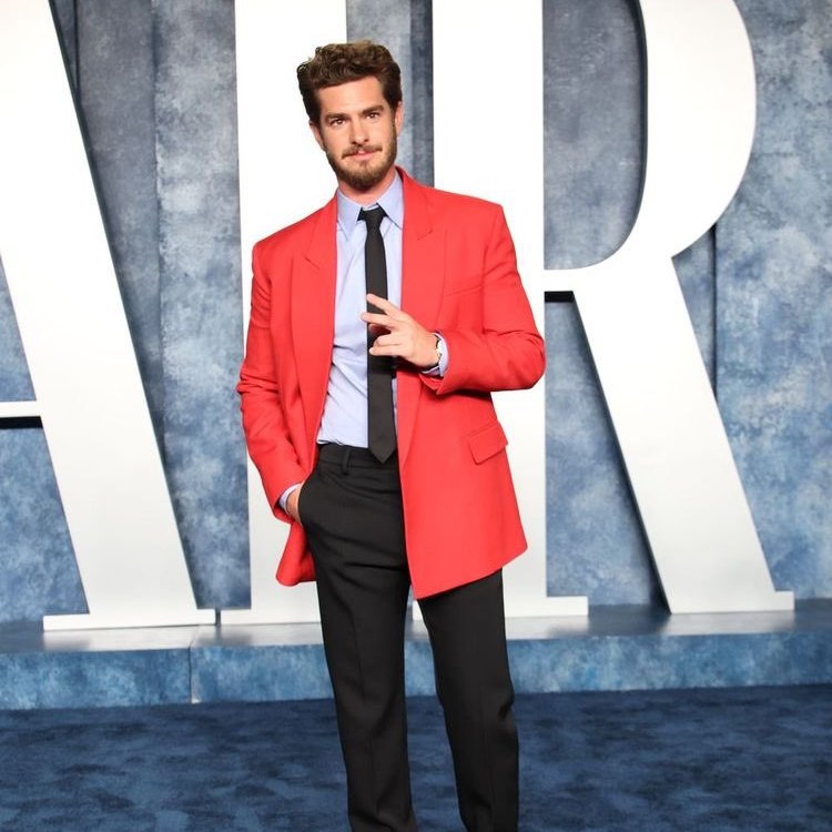 RPSpiderverse's tweet photo. 🕷 | #RPSpiderVerse ▸ Update ▸ Premiere!
Lights, camera, ACTION! It's Andrew St. James (@londxnbxy) rocking red @ our red carpet 💥 https://t.co/nmqWYAwejN