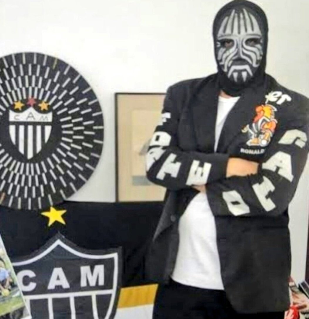 JogadoresGalo's tweet photo. O #Fantastico Mister Galo.
#MisterM #Galo https://t.co/F03OHO2kVW