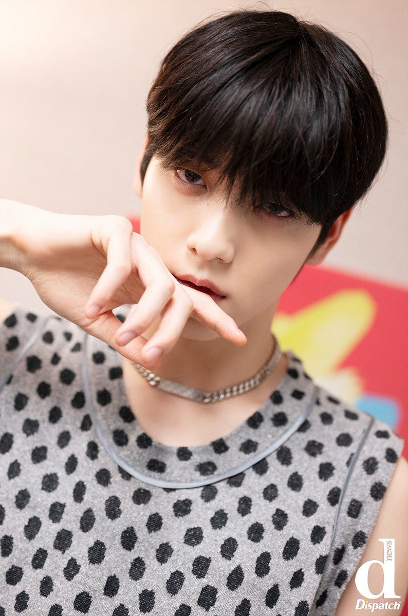 txt_sarangdan2's tweet photo. [Hⓓ포토] "눈빛으로 올킬" ㅣ 'TXT' 수빈

https://t.co/asqH1SLD0K https://t.co/Rqtxk1FqGG