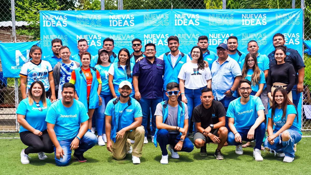 ivaniahandal's tweet photo. ¡Este fin se semana activamos el #ModoCyan en todo El Salvador! 🇸🇻🫶🏻

Nuestros jóvenes son talentosos, energéticos y líderes. Seguiremos potenciando sus habilidades para construir el país que siempre soñamos. 🤩

Gracias a nuestro partido @nuevasideas y a nuestro presidente @xzablah por creer en la juventud y guiarnos para seguir el proyecto del Presidente @nayibbukele. 🙌🏻