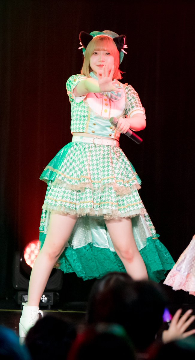 U_lookflatchest's tweet photo. アナフェス名古屋 GW怒涛の3DAY SP!!
日程：2023.05.02
会場：名古屋ReNY limited
#STAiNY #葉月ゆりか その2 https://t.co/cbPHwR3EhK
