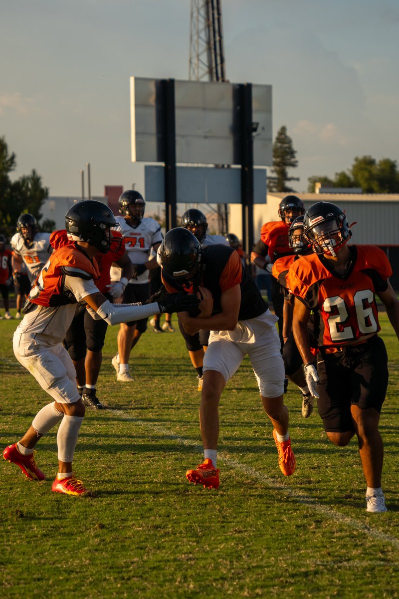 What a great start to the 2023 Season. We would like to thank all our Family, Friends &amp; Supporters who came out yesterday to support the Tigers! It was a packed house for the  annual Big Brother BBQ
📸 credit: <a href="/Chris_L017/">Christopher Landeros</a>
