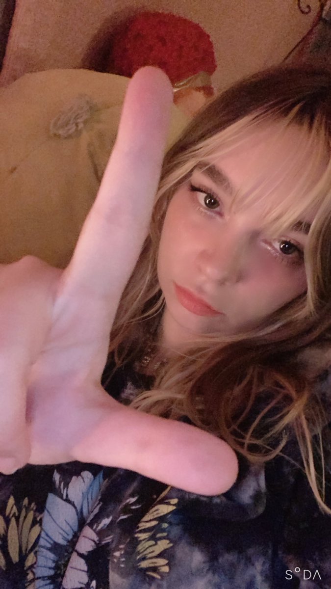 GoddessMariiee's tweet photo. get sending now! i better see my cashapp in the hundreds! 
$citymorgg 

findom findomfetish finsub loser brat sendmoney cashcow paypig https://t.co/2Bm5eQAFbR