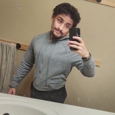 Jasonmahaffey86's tweet photo. @AaronMikita @HowardBlandy34_ @VaushV You’re actually defending yourself against this fkn weird looking cunt. https://t.co/OxgsYyscLu