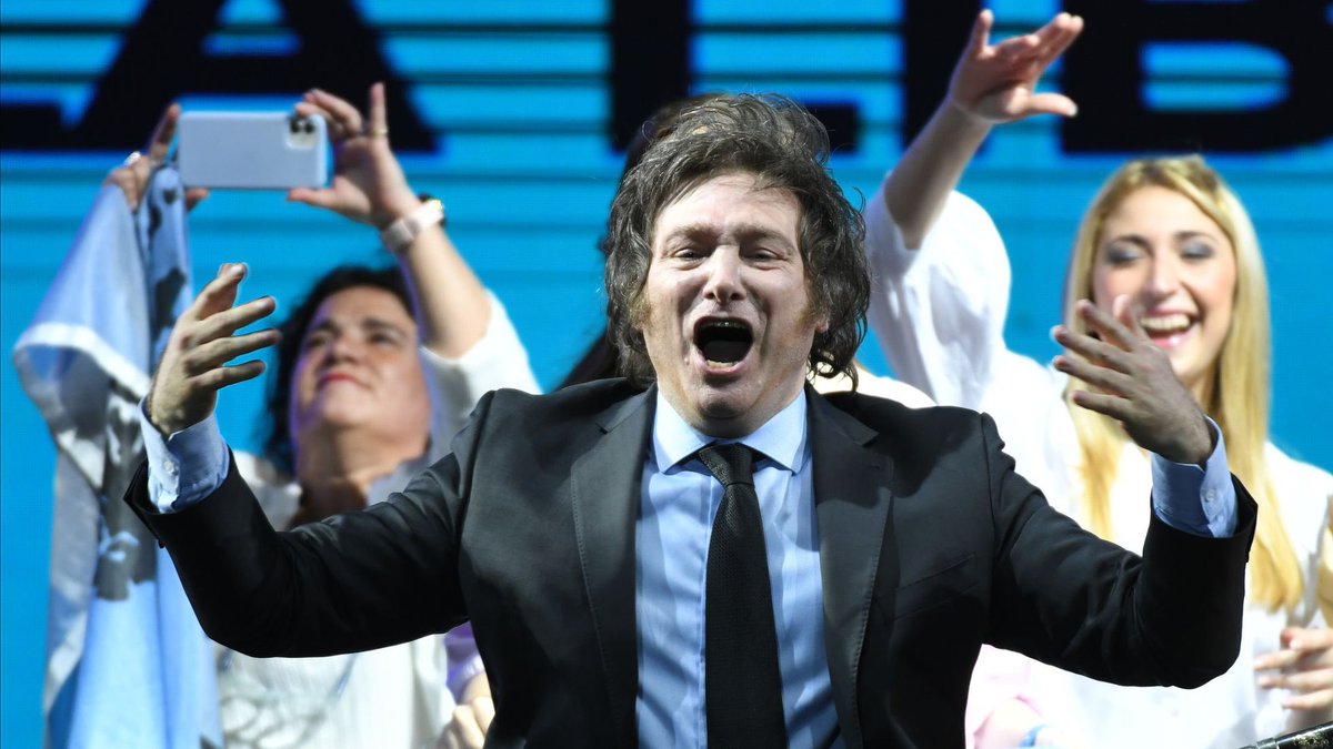 América Rangel (@amerangellorenz) on Twitter photo Lo de <a href="/JMilei/">Javier Milei</a> en Argentina es histórico.
Representa un gran triunfo para las ideas de libertad en el mundo y una en enorme derrota para la narco izquierda latinoamericana.
¡Felicidades Argentina! ¡Viva la libertad carajo! 🇦🇷 Lo de <a href="/JMilei/">Javier Milei</a> en Argentina es histórico.
Representa un gran triunfo para las ideas de libertad en el mundo y una en enorme derrota para la narco izquierda latinoamericana.
¡Felicidades Argentina! ¡Viva la libertad carajo! 🇦🇷