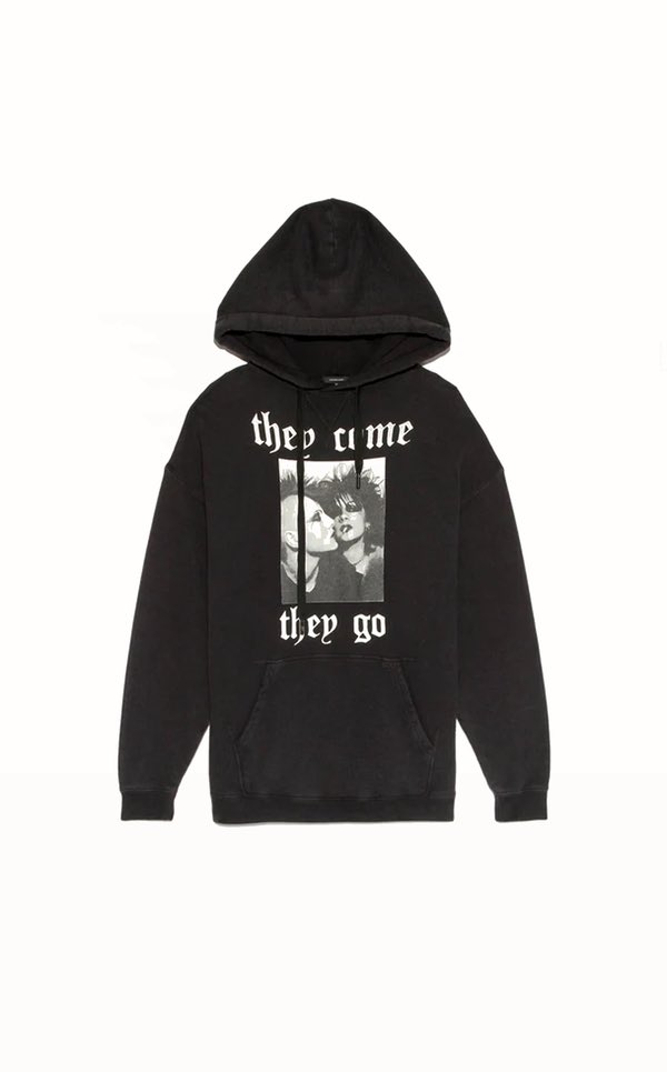 nct_outfit's tweet photo. #NCTOUTFIT 

NCT 2023 CONNECTION 

Taeyong in R13 hoodie (without sleeves) and Chrome Hearts cap 

#TAEYONG #NCT #NCT_GoldenAge #NCT_NATION_ToTheWorld https://t.co/ucwktarFjn