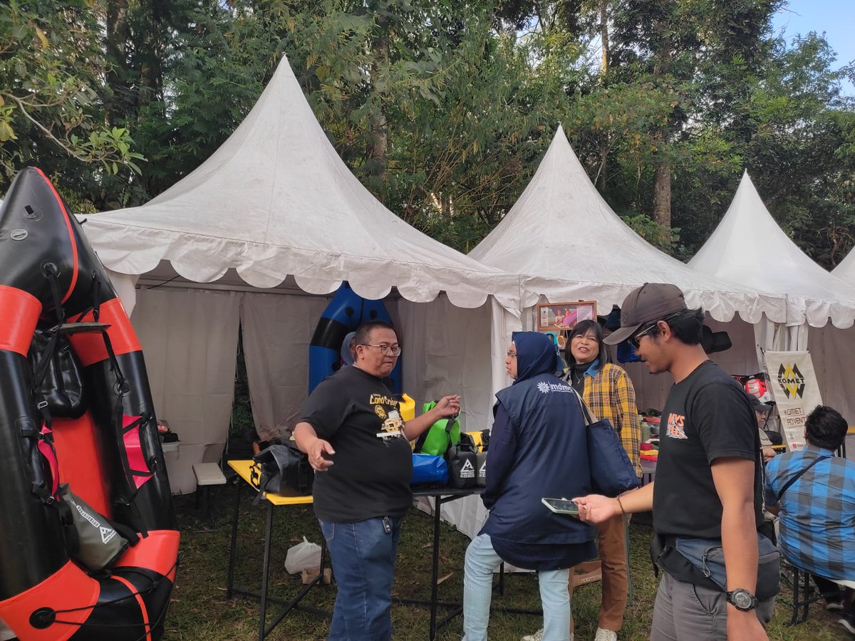 thetrekkerscom's tweet photo. Sabtu kemarin di acara puncak Gladian DIY 2023

#mystuspackraft #buatanlokal #produksisendiri #thetrekkersjogja https://t.co/49Aj4yW4SZ