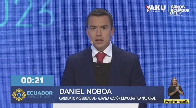 leonela_1315's tweet photo. Entendió lo que era un debate, es inteligente, respetuoso, no tiene pasado y me gustaron sus propuestas.
#DebatePresidencial2023 https://t.co/YxtBmZ0QSi