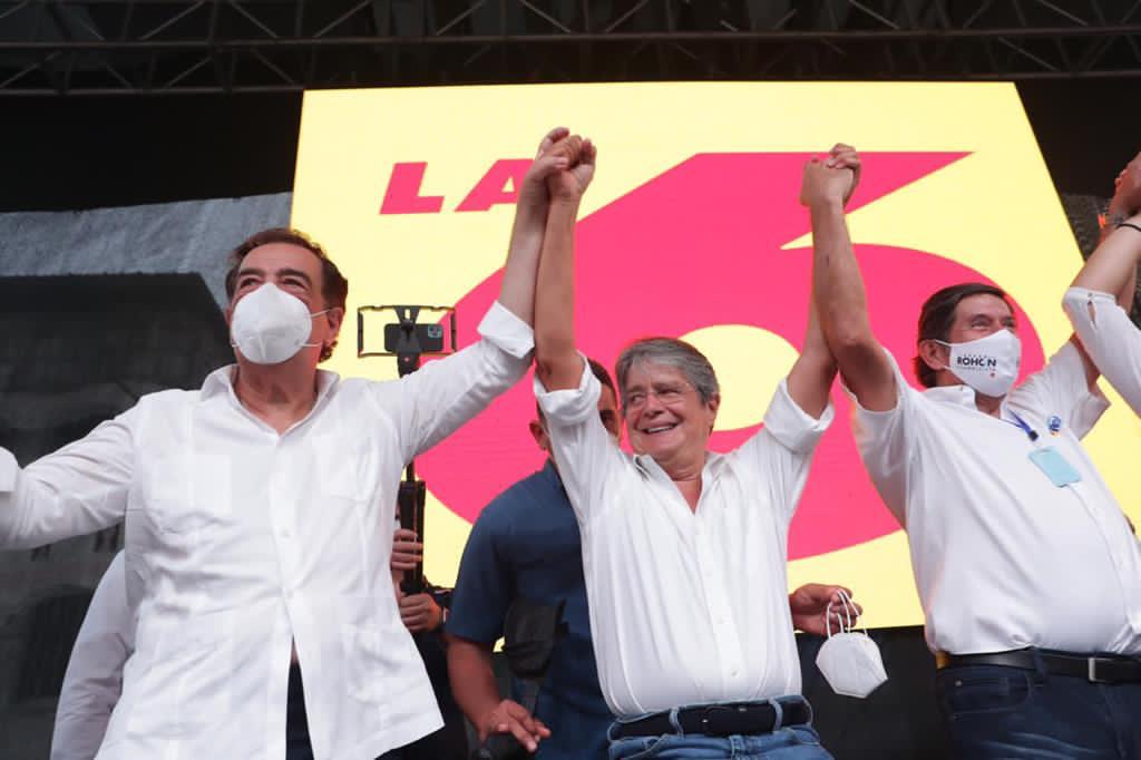 EtienneMarcel12's tweet photo. Si quieres votar por el continuismo, vota por #Topic 👇

#TopicGanaDebate #TopicPresidente #topicComplice #TopicSumisiónOPlomo https://t.co/easkhC44l4
