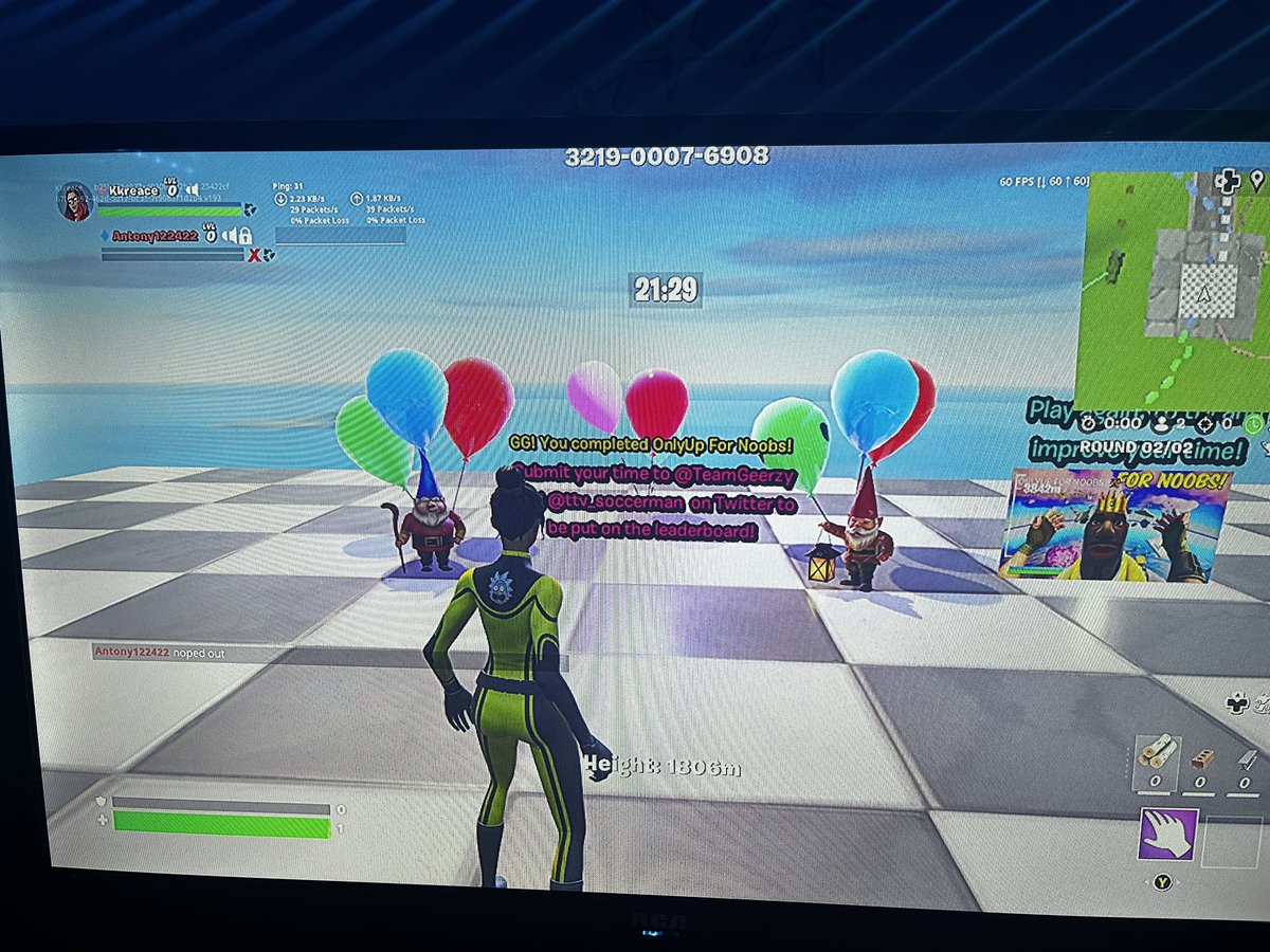 SBASteve's tweet photo. @TeamGeerzy @ttv_SoccerMan my son just broke the Fortnite world record for the fastest time in the noob only up creative map here is the proof: https://t.co/BqqVv69Jl7