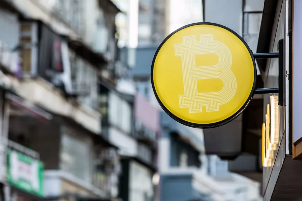 DailyCryptoPH's tweet photo. 🟢More Bitcoin ETF Decisions Are Already Looming After SEC Declines to Rule

💚Bitcoin ETF candidates got another dose of disappointment when US regulators on Friday punted on making a decision on such a product.

#Bitcoin #BitcoinETF #cryptocurrency #CRYPTONEWS https://t.co/M1yOoZfcsa