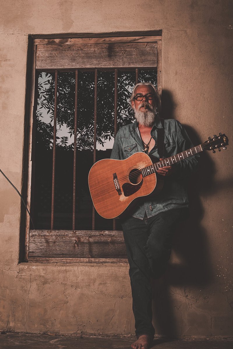 JamesRannefeld's tweet photo. Monty Branham in Eden, TX.
#portraitphotography #musicphotography https://t.co/jWVGgMg4VV