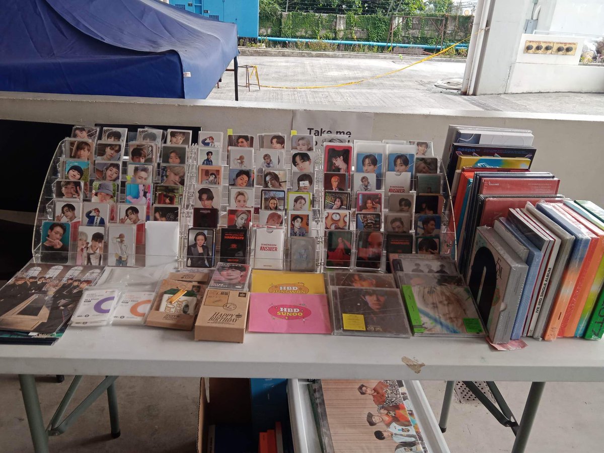 TakeMeToSeoul23's tweet photo. Good morning, NUbies and Nationalians βοΈ
Our booth is ready to accept orders π€ Be the first 25 person to get freebies in every purchase β¨
We are located near admissionβs office .
See you all! @NULagunaPH
#makeaNUstart
#SouthsideNU https://t.co/QQE8RGR7JK