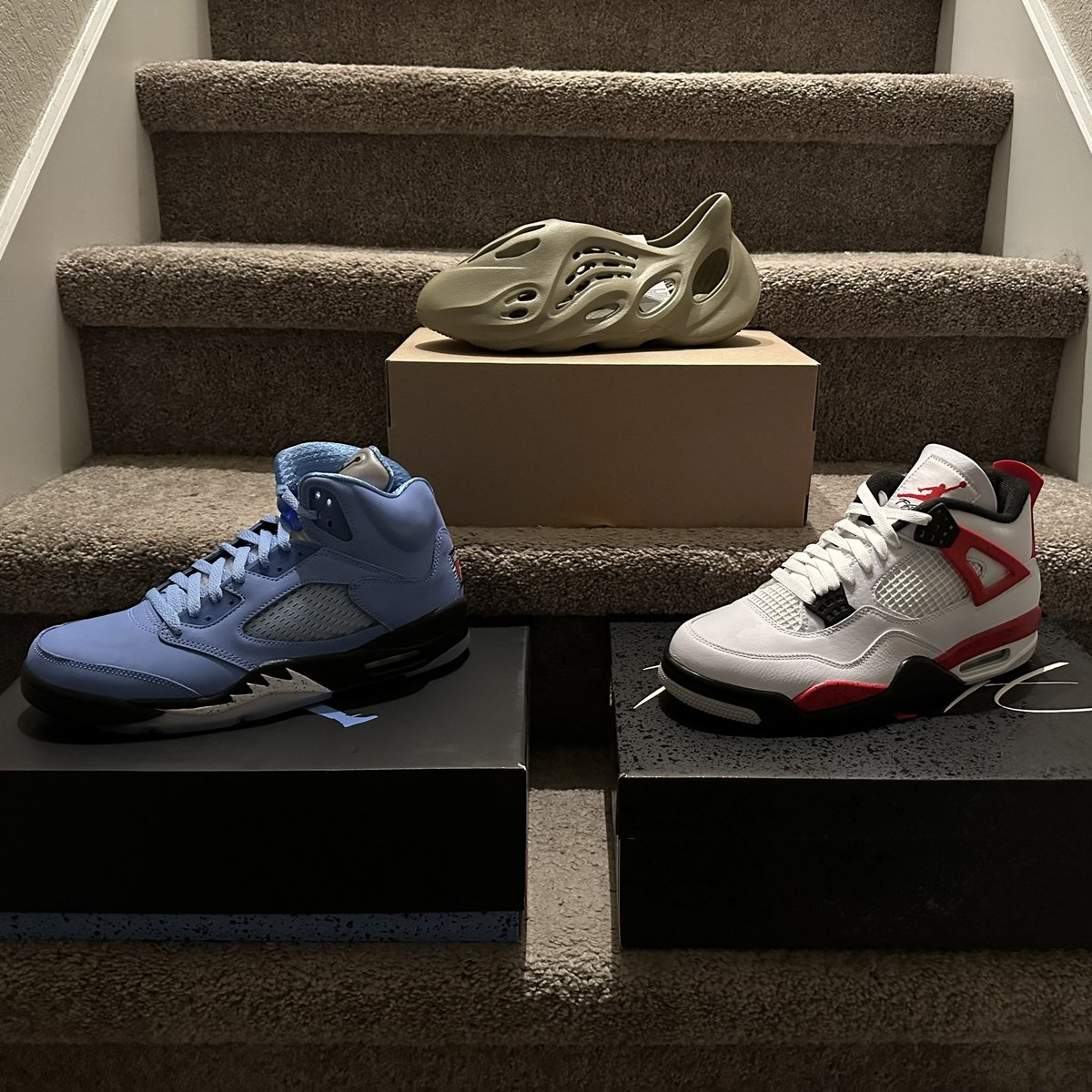 emob_'s tweet photo. #MailCall ☎️
• Air Ships x AMM (x3)
• Yeezy 500 Bone White
OOP’s for a friend:
• Yeezy Foam RNR Stone Salt
• Air Jordan 5 Uni Blue
• Air Jordan 4 Red Cement
#Sneakers #FriendsHelpFriends #YourSneakersAreDope https://t.co/WLx5qFEe4e