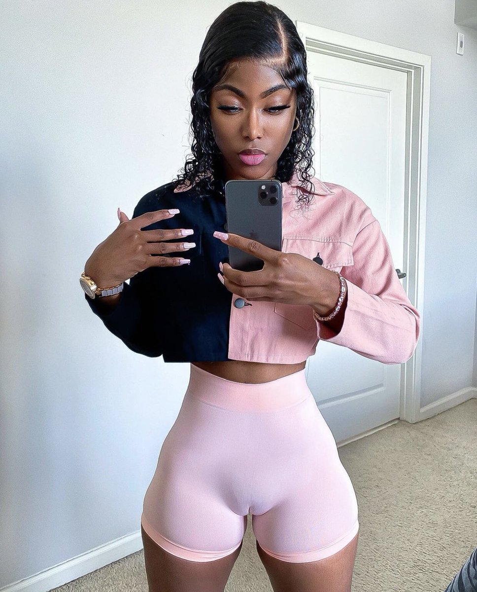 Capooo68's tweet photo. But Yeah, Her?
She Cant Do No Wrong🥰
💞
#black #blackqueen #chocolatedrop
#suckonthemtoes #lick 😛#ebony #pyt #darkchocolate 😋 https://t.co/7Xd1TY5ujG