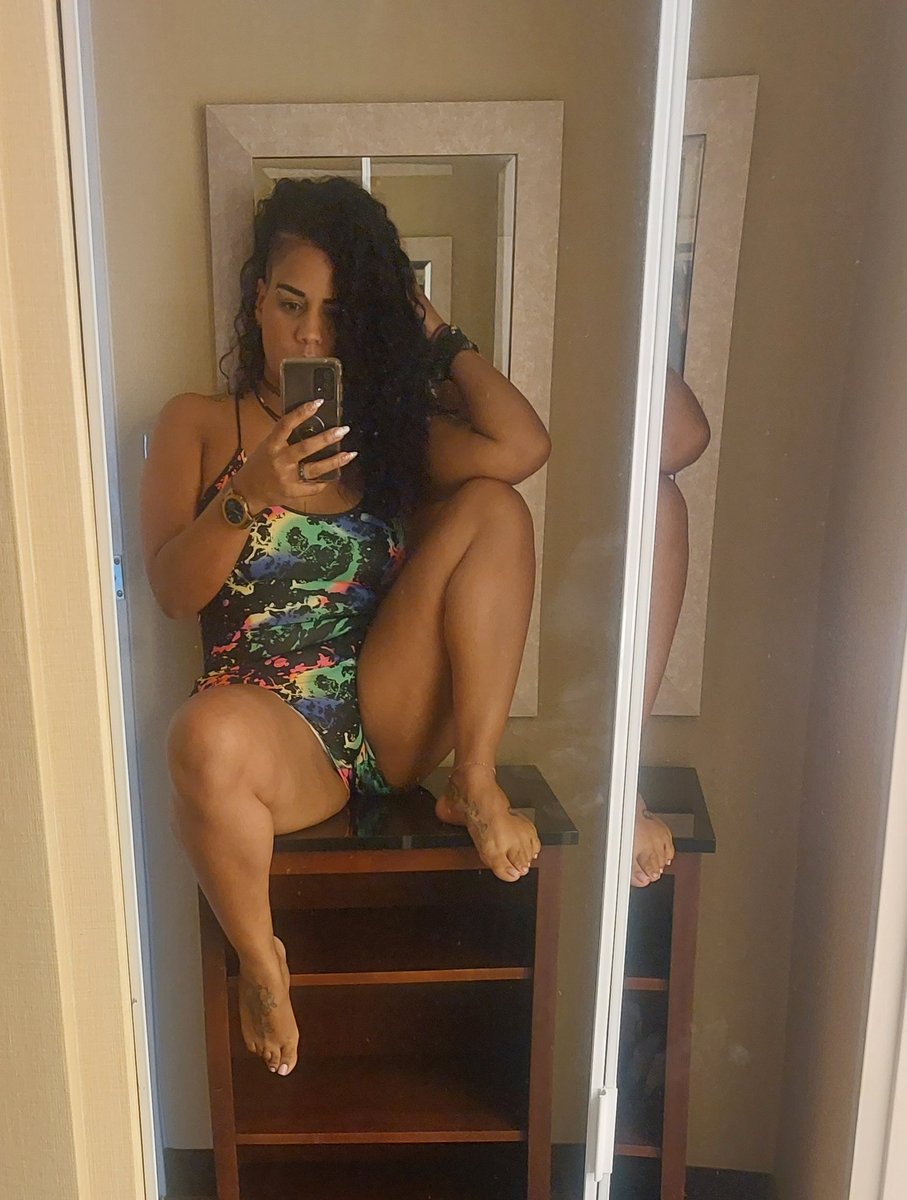 lunassoles2's tweet photo. When he books u for 1hr. Then comes n wants to book another 🥰🥰🥰🥰🥰 https://t.co/Ja7WK5fBCE
