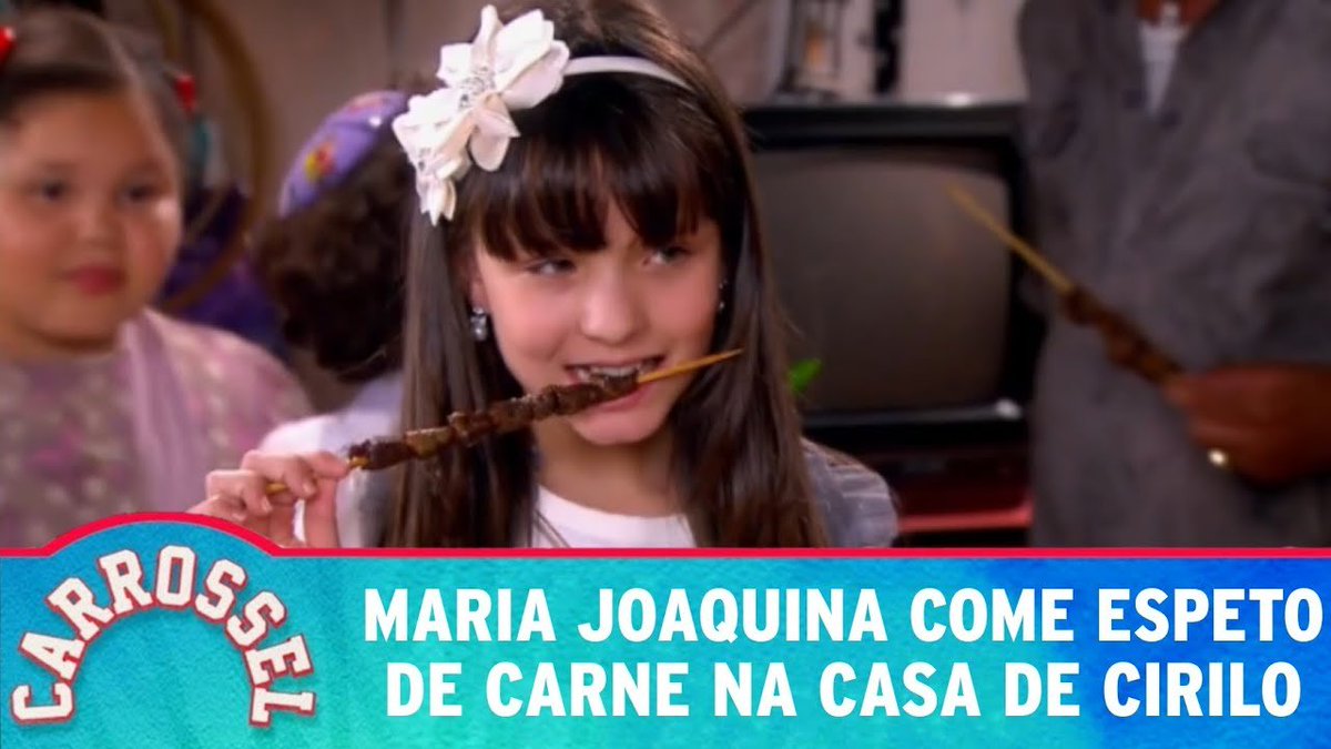Larissa Manoela deve tá sofrendo o karma da Maria Joaquina por te humilhado tanto o Cirilo, a vida n sabendo diferenciar o artista da arte kkkkkkkkkkk
