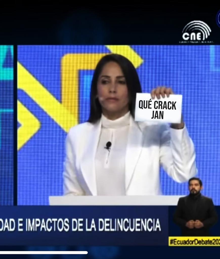 KimGarciaY's tweet image. YA SABEMOS, YA LA TENEMOS CLARA😎😎 #TopicPresidente #DelMiedoALaEsperanza #TopicGanaDebate