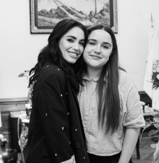 Milita un gobierno que liberó violadores en pandemia, pero Lali le tiene miedo a Milei.
