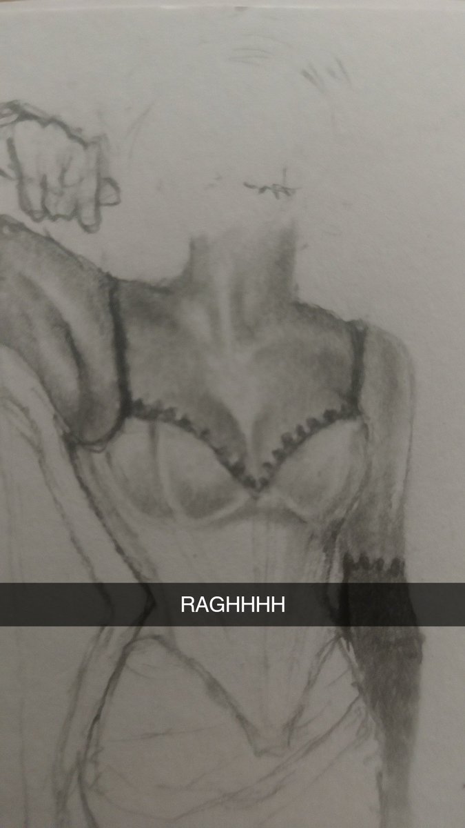 GuineaPigChior's tweet photo. My ass did NOT spend 2 hours drawing this only to not know how to take a picture right (this is my first time trying to shade a human go easy on me😭) https://t.co/h2GDFZzejb
