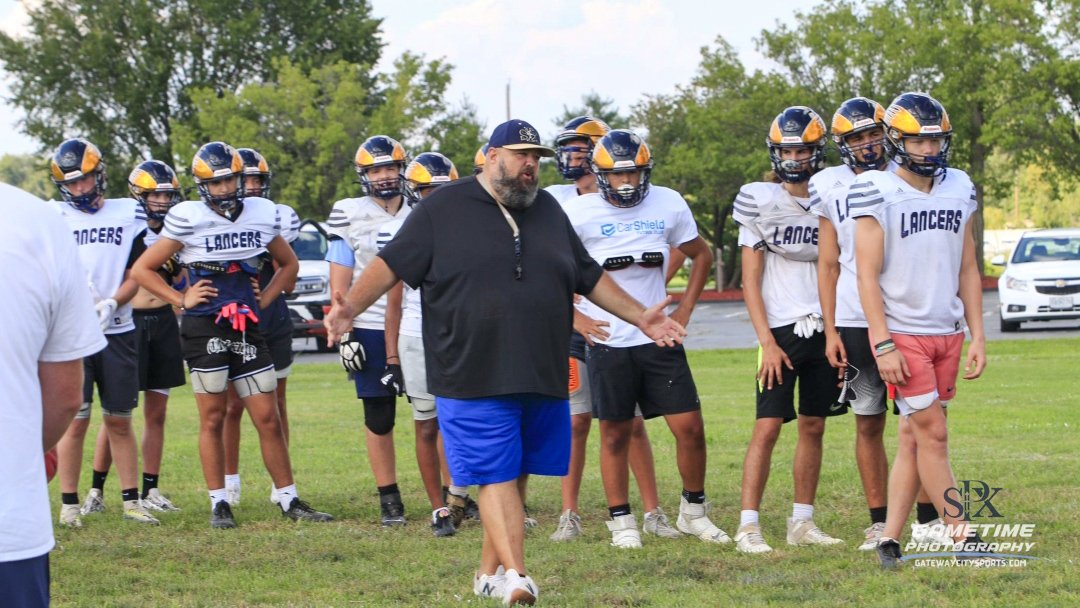 Greatness requires a down payment. The choices that you make today will determine what you accomplish tomorrow. 

You can't have it both ways. You can't be great and be comfortable. You can't be a champion and be lazy. 
There are no shortcuts to elite, so stop looking. #LancerUp