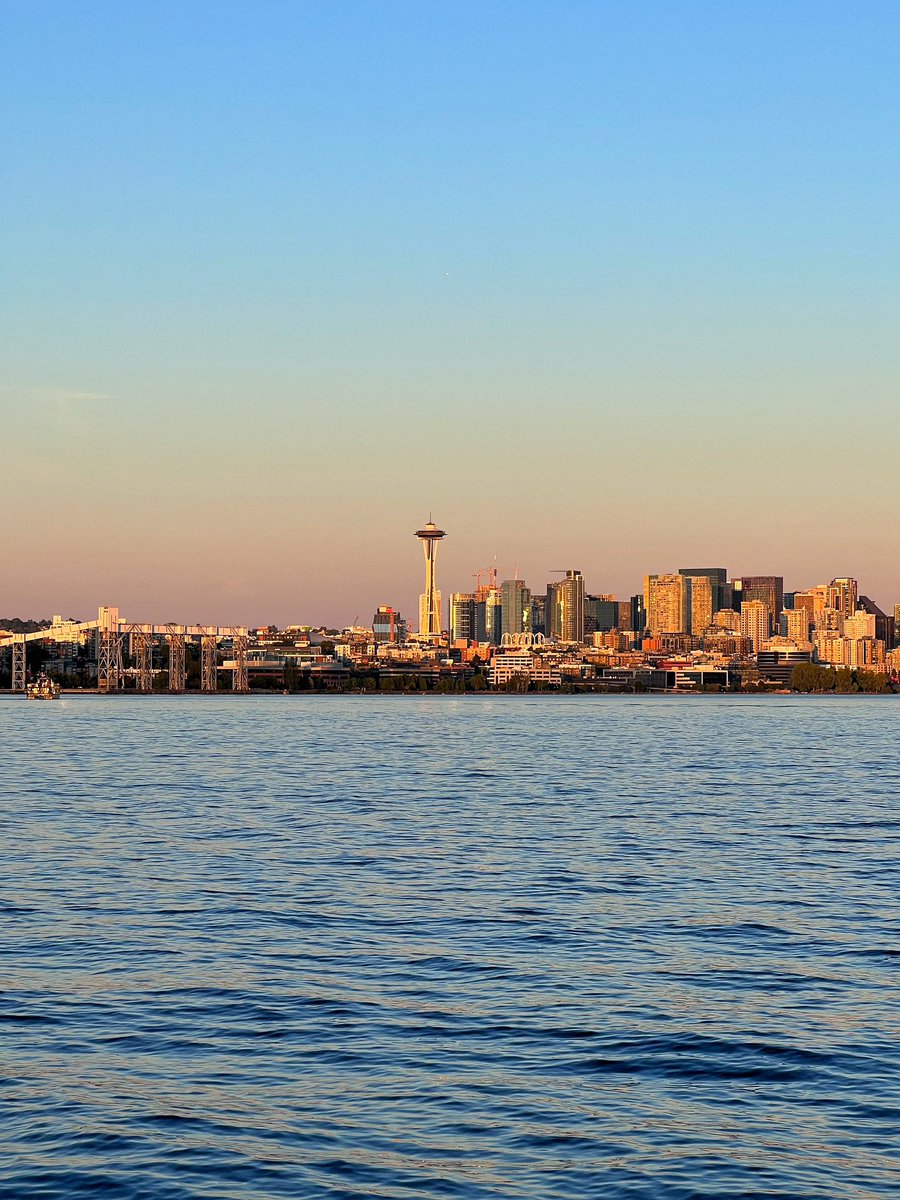 jordy_tropp's tweet photo. Seattle Sailing Sunday… https://t.co/AiPwHL9Owf