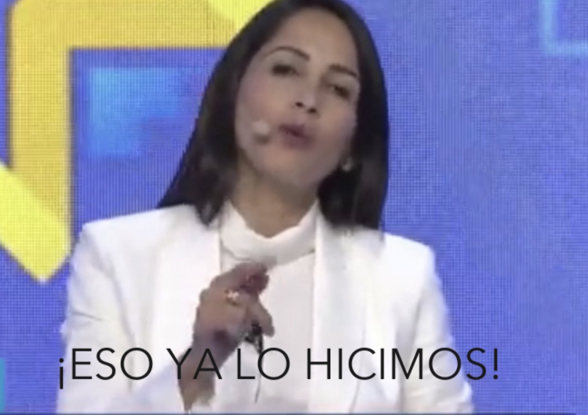 renatavalenciam's tweet photo. *cada vez que mi ex pide remember*

Yo: https://t.co/4I46U9aLEz