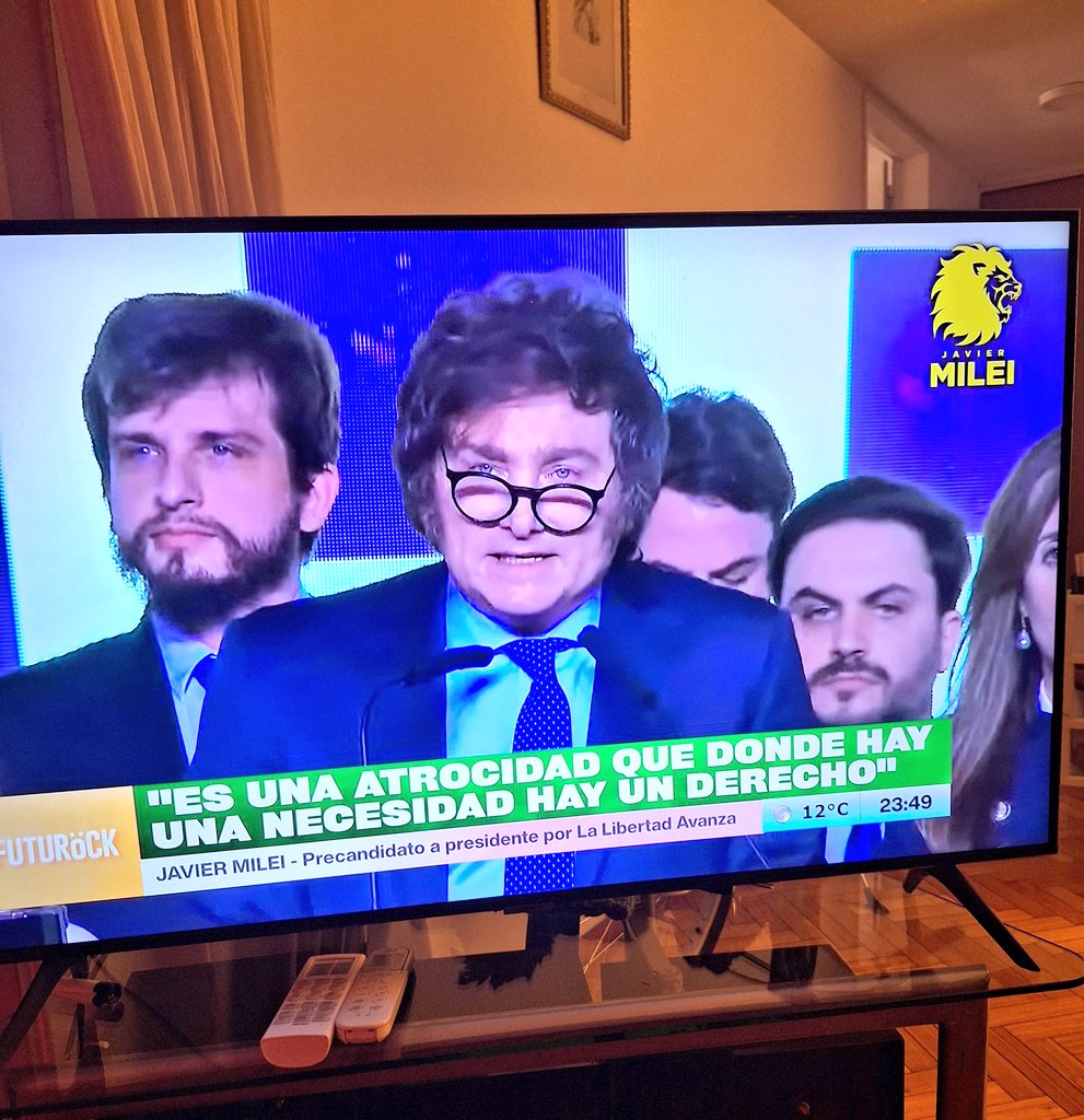 flortundis's tweet photo. que miedo https://t.co/osS7v7mkom