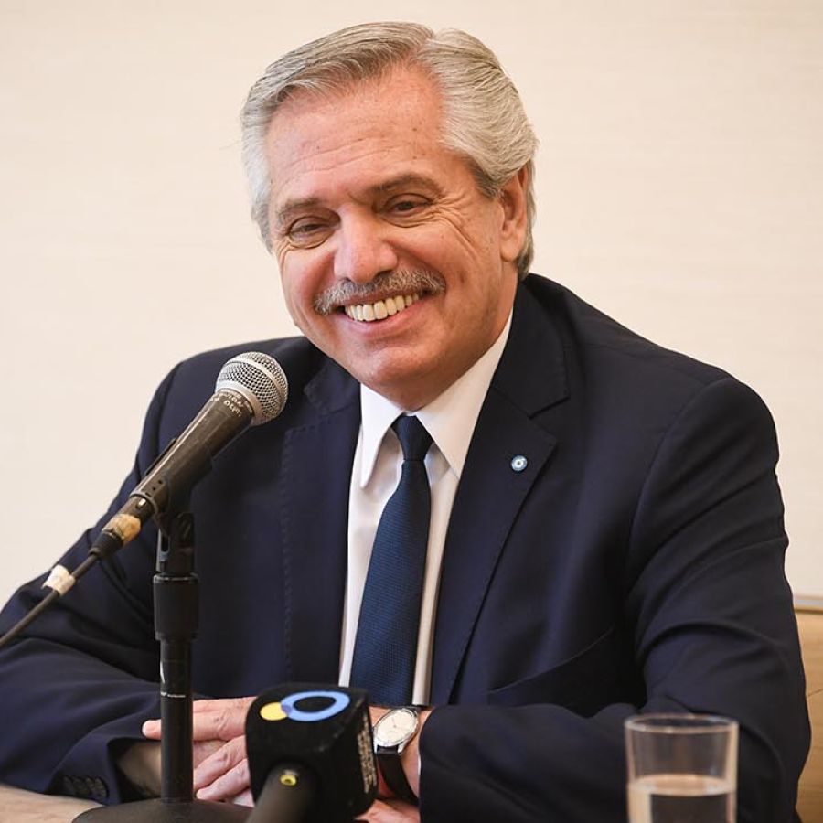 El presidente más incompetente de los últimos tiempos. El Fernando de la Rúa de los tiempos modernos. Toda de él.
