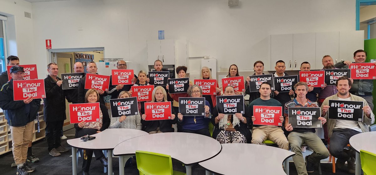 Staff at Wollongong High School of the Performing Arts, standing together in their outrage over the Minns Govt walking away from the agreement! Teachers deserve #MoreThanThanks , the NSW Labor Government needs to #honourthedeal before its to late!