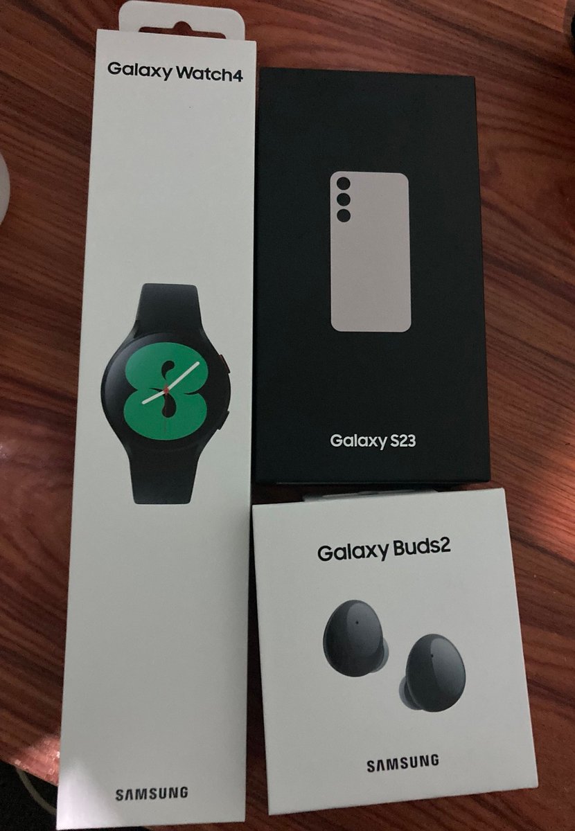 GeraldDeBelen's tweet photo. #budol #goodbyeapple #hellosamsung https://t.co/cCKRpu0M6O