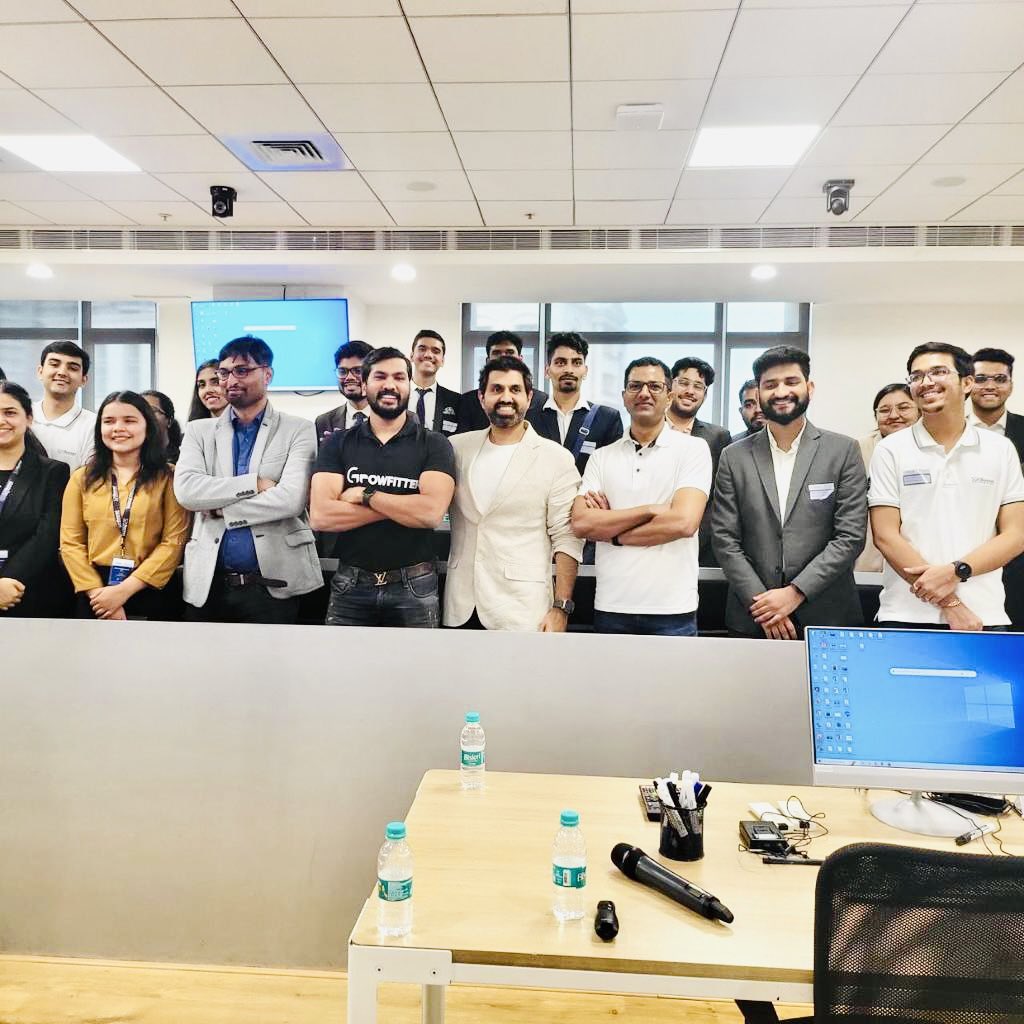Well spent sunday judging the Fintech pitches at La Conquista event on @SDABocconiAC india campus…. With amazing co-judges @sanmatipande @JPGupta1 & sandeep.