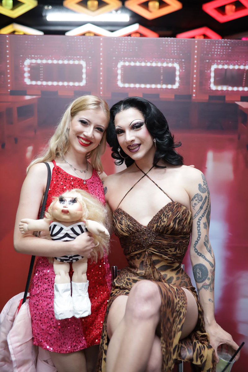 churtsymotel's tweet photo. violet chachki at the churtsy motel meet &amp; greet https://t.co/rMNhYJeGKM
