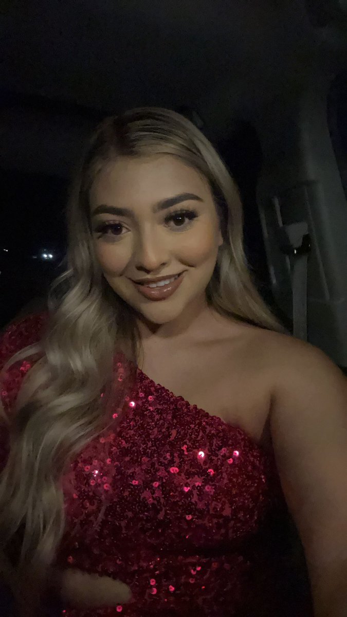 ceciguerrerooo's tweet photo. 21🤩 https://t.co/eZOiriGRZt