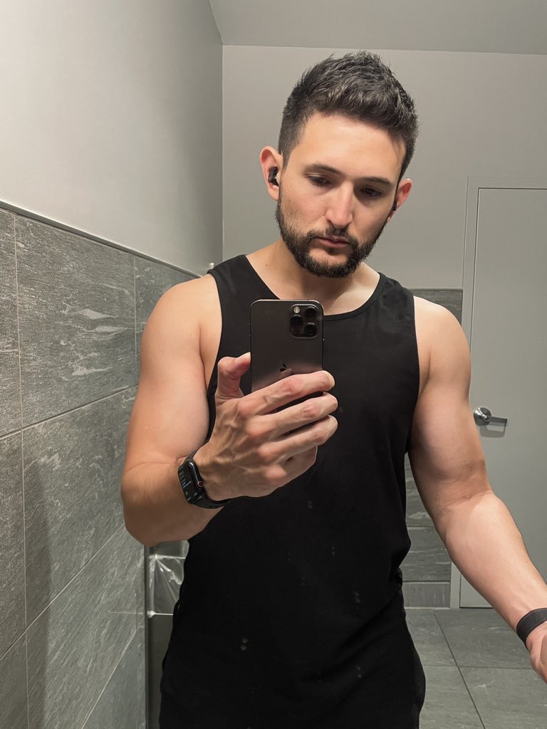 Erik Pavia tweet media